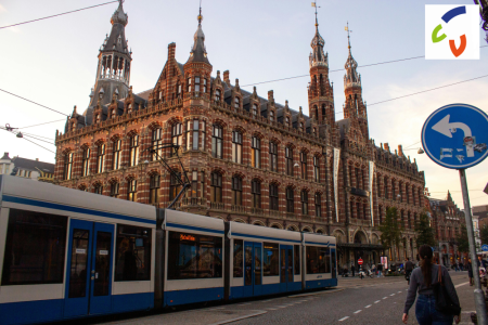 Tram Amsterdam.png